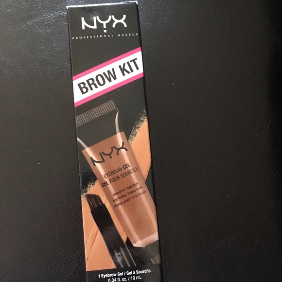NYX Brown Brow Kit Brush & Gel - Picture 1 of 1